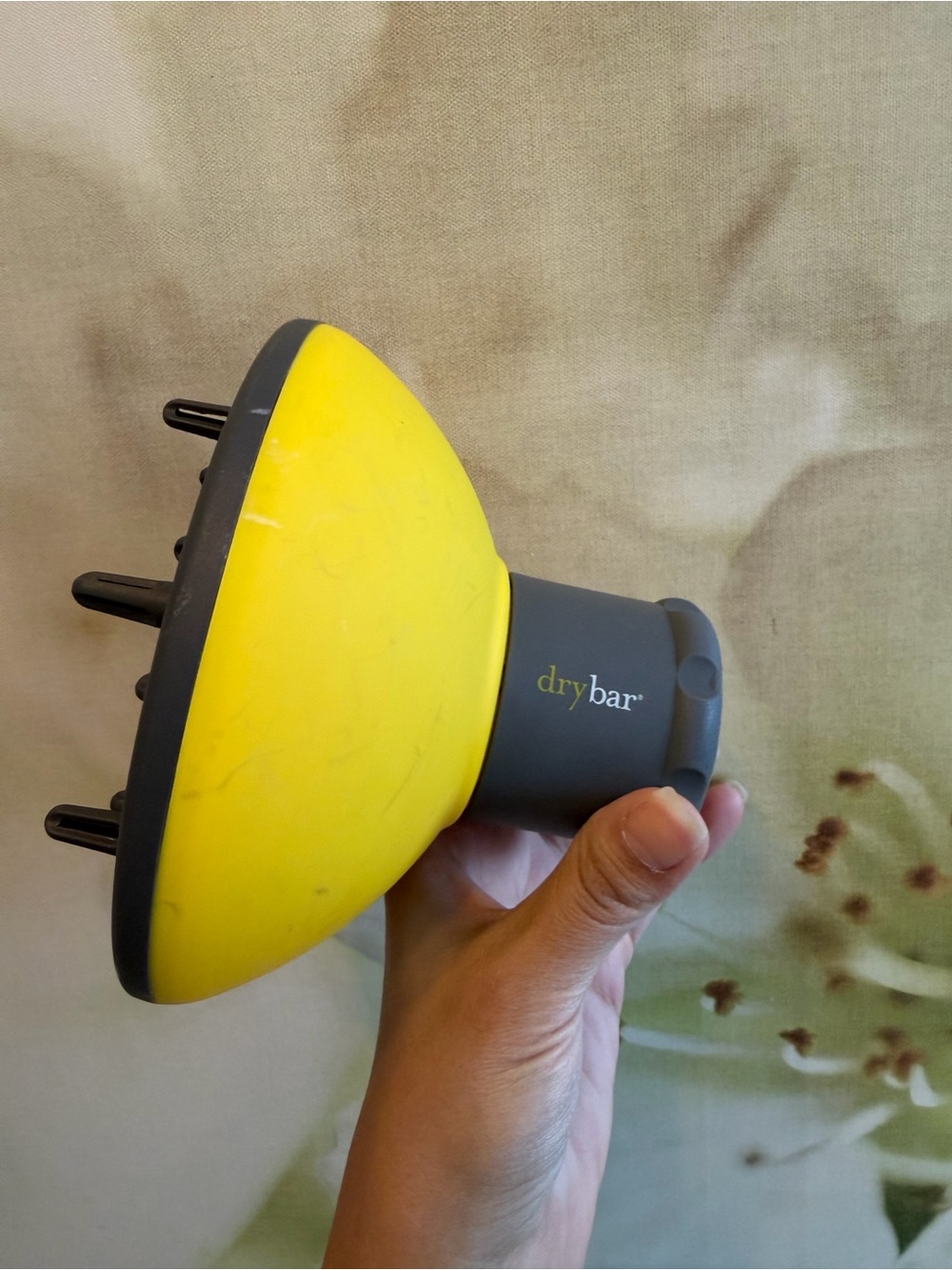 Drybar Yellow and Gray Styling Diffuser blowdryer Attachment